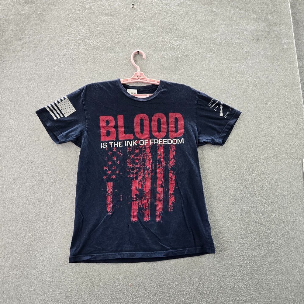 Grunt Style Men Shirt MEDIUM Navy Blood Is The‎ Ink Of Freedom Short Sleeve READ